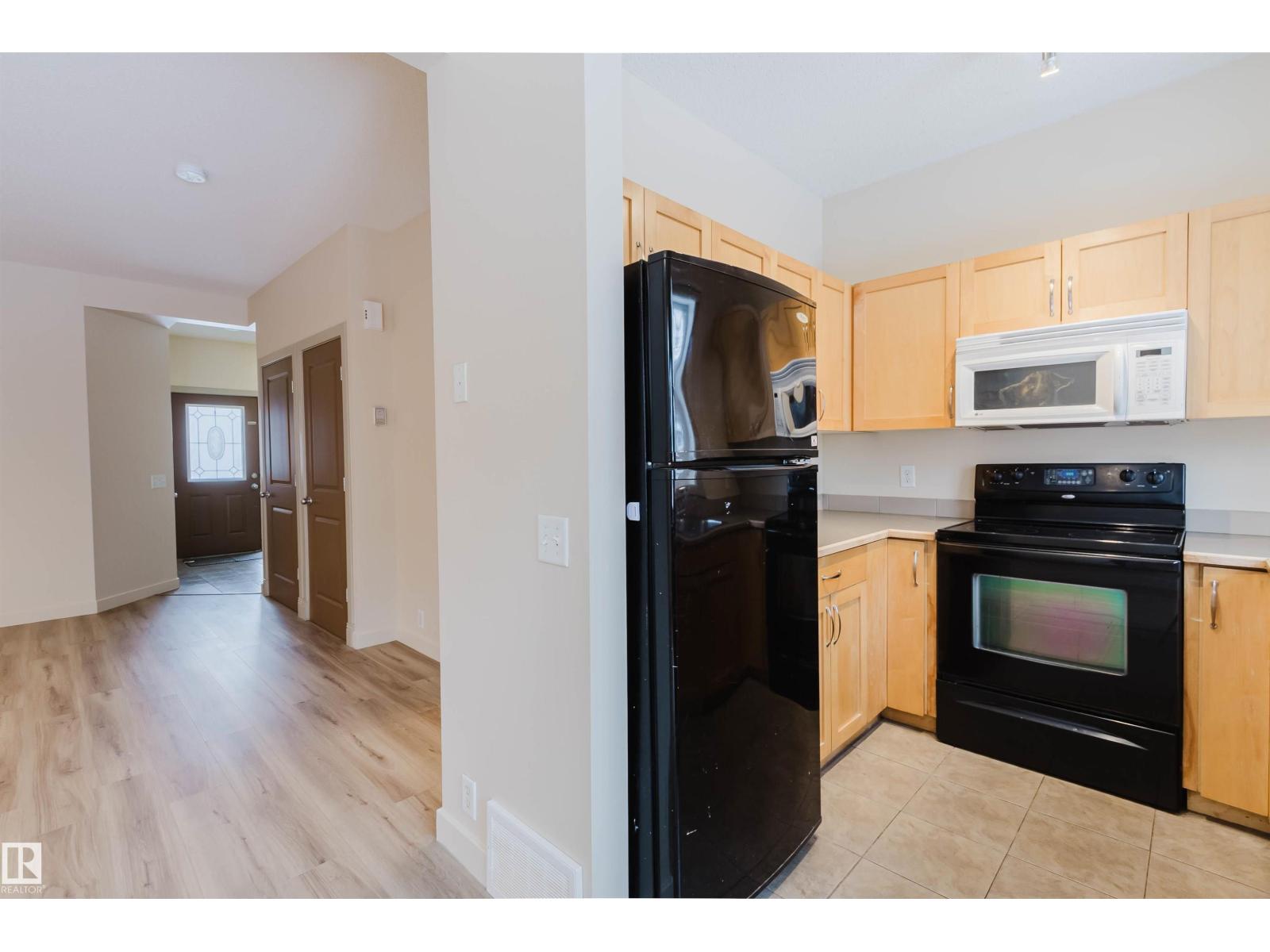 Single Family House for Sale 