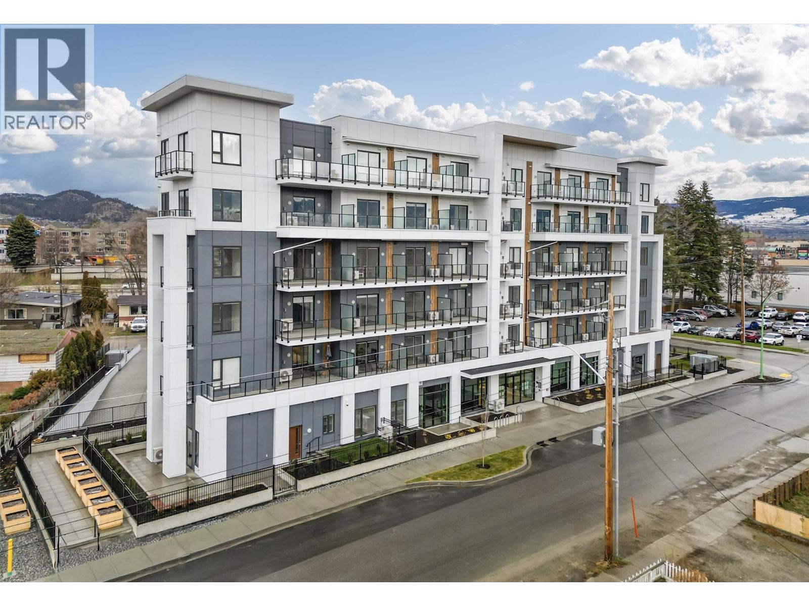 1350 Pridham Avenue, Kelowna