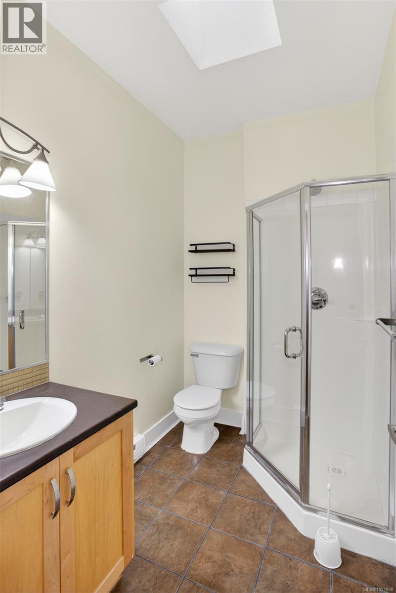 406 866 Brock Ave, Langford