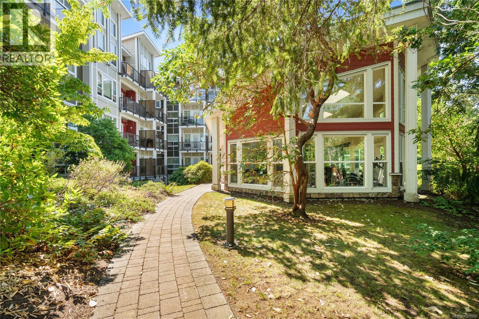 406 866 Brock Ave, Langford