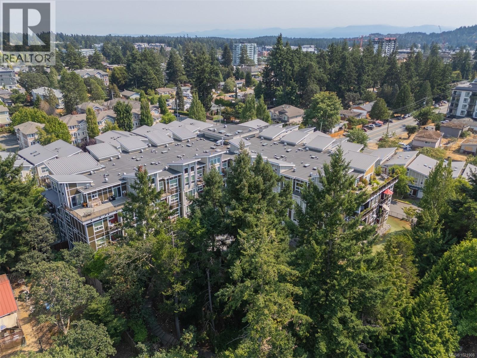 406 866 Brock Ave, Langford