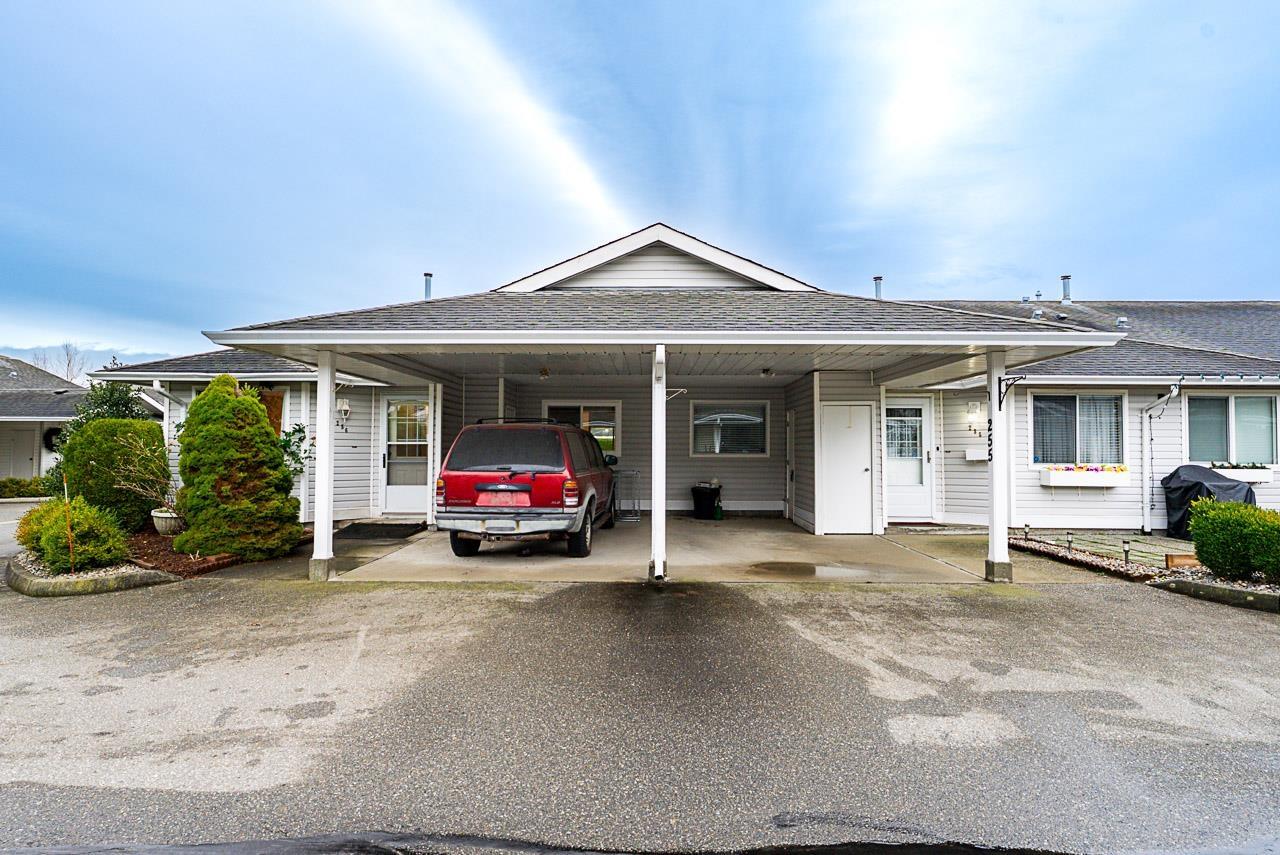 256 7610 EVANS ROAD, Sardis West Vedder, Chilliwack