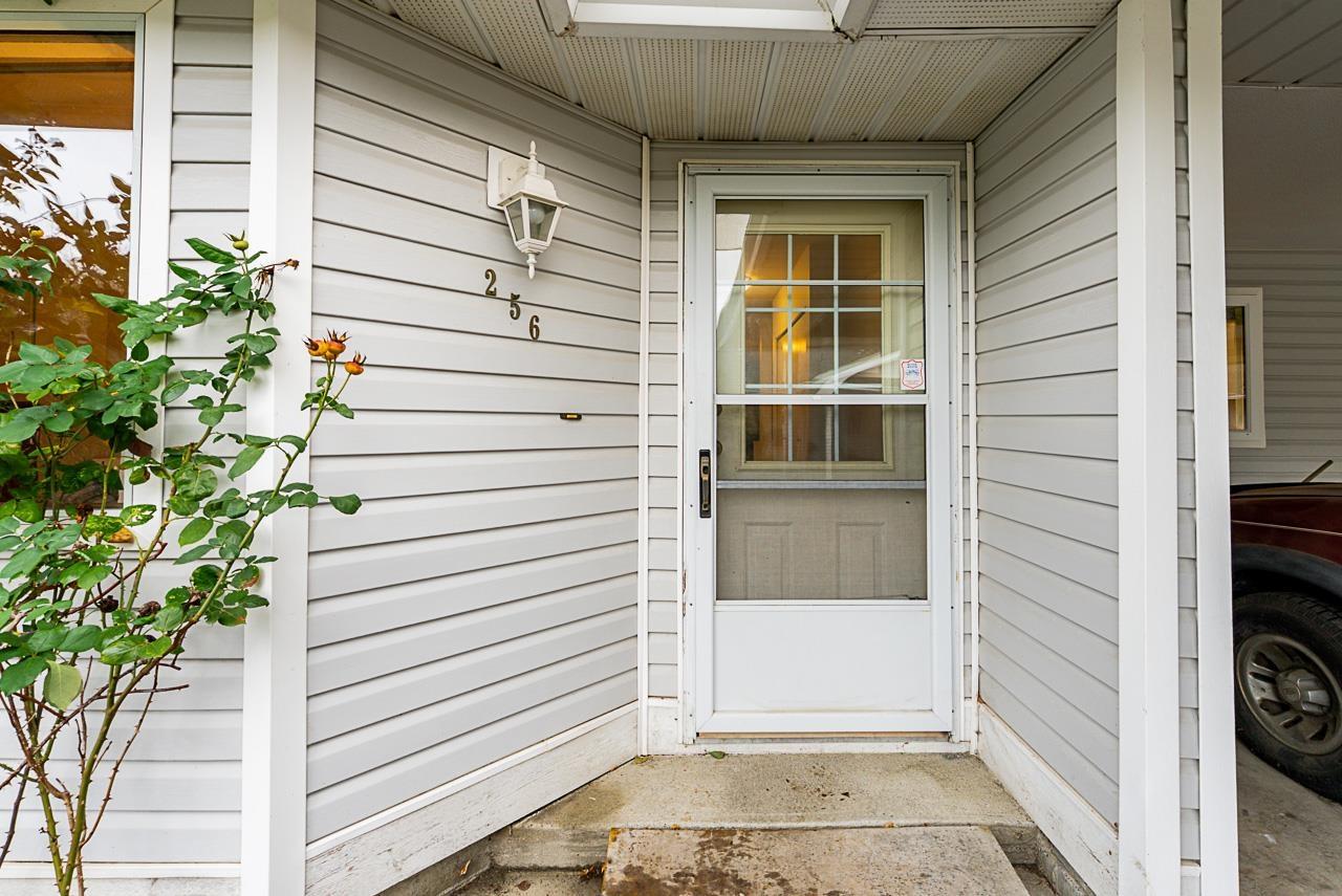 256 7610 EVANS ROAD, Sardis West Vedder, Chilliwack