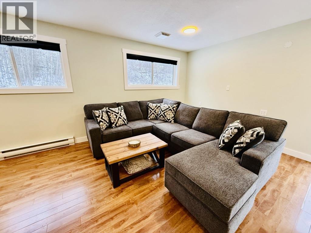 1485 WILLOW Street, Telkwa