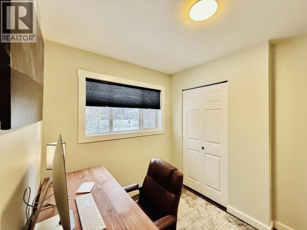 1485 WILLOW Street, Telkwa