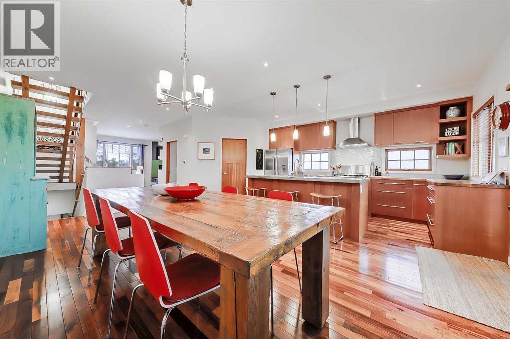 Single Family House for Sale in   Street NW Parkdale Calgary 