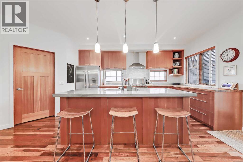 Single Family House for Sale in   Street NW Parkdale Calgary 