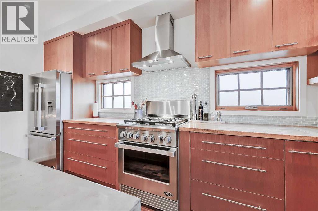 Single Family House for Sale in   Street NW Parkdale Calgary 