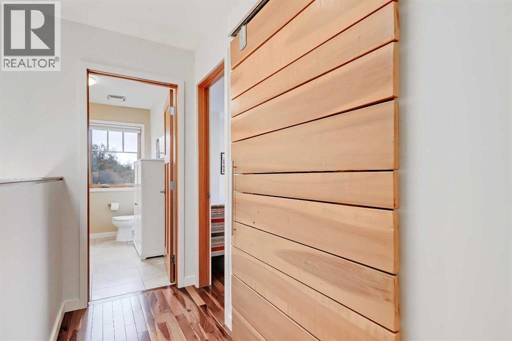 Single Family House for Sale in   Street NW Parkdale Calgary 