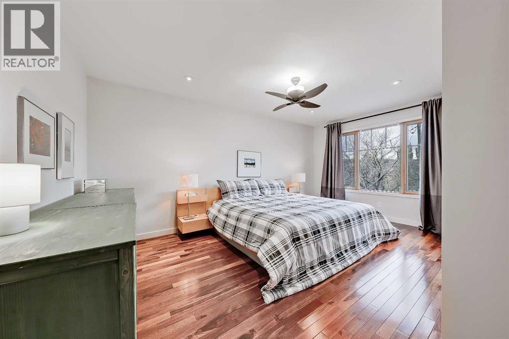 Single Family House for Sale in   Street NW Parkdale Calgary 