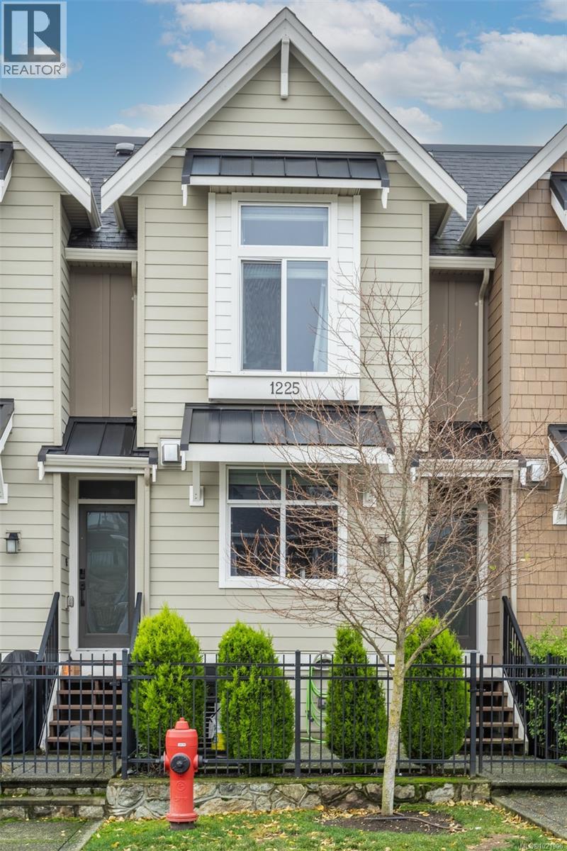 1225 Flint Ave, Langford