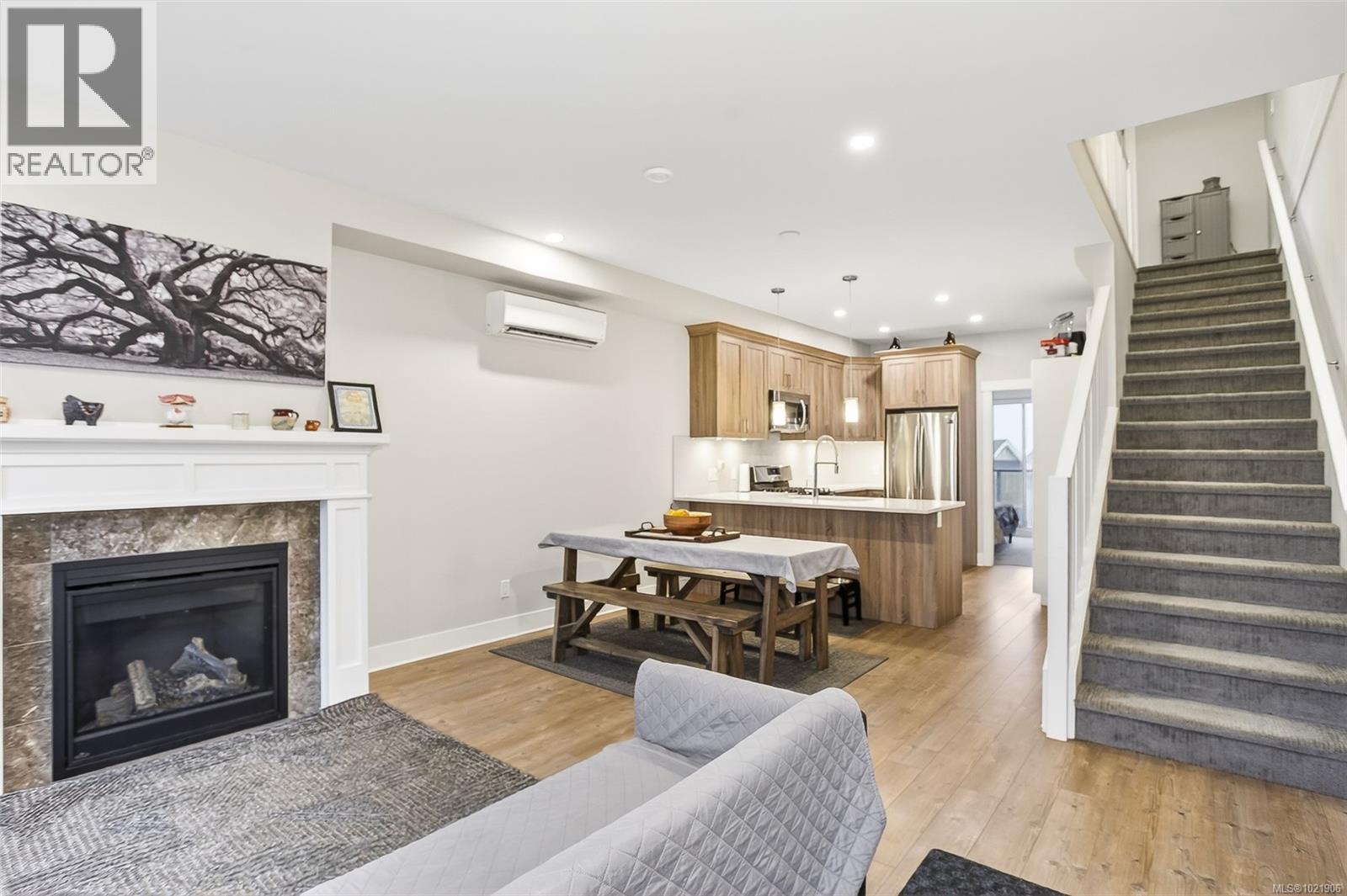 1225 Flint Ave, Langford