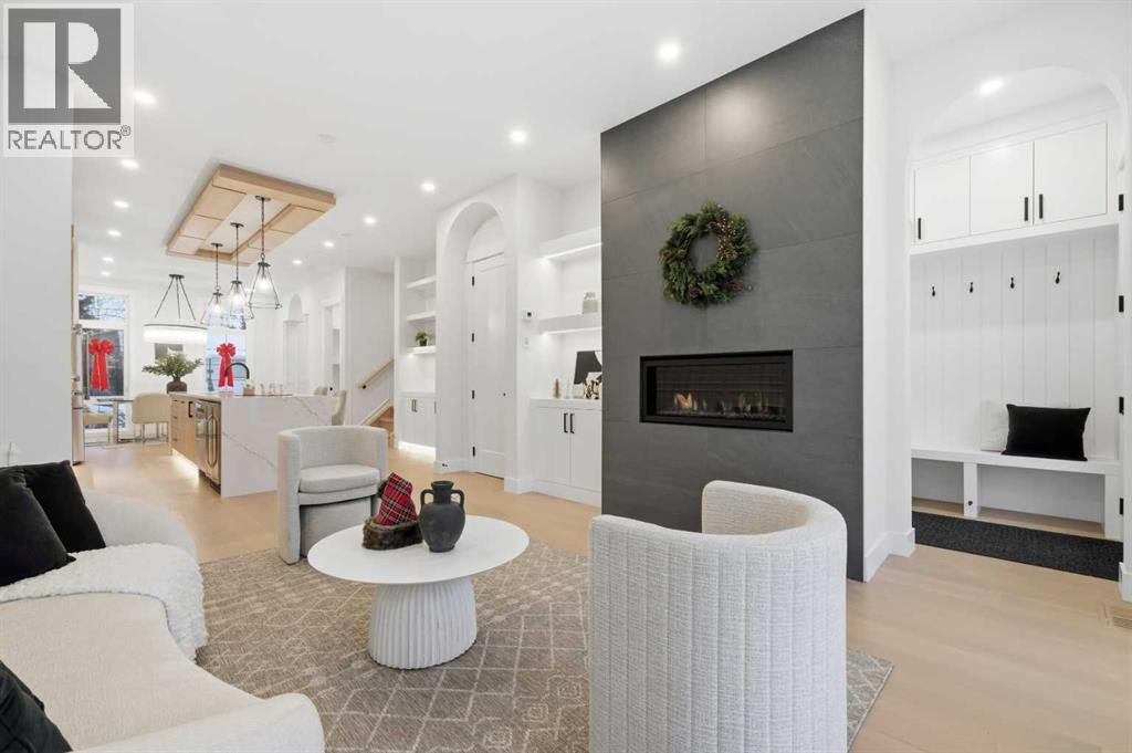 Single Family House for Sale in   Avenue NW Mount Pleasant Calgary 