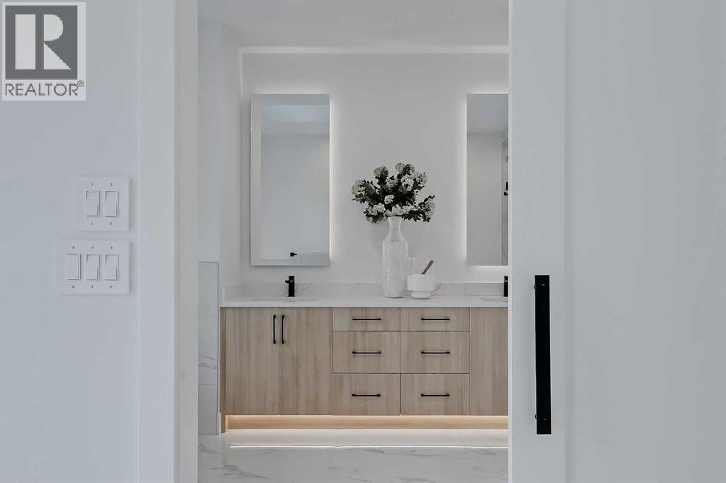 Single Family House for Sale in   Avenue NW Mount Pleasant Calgary 