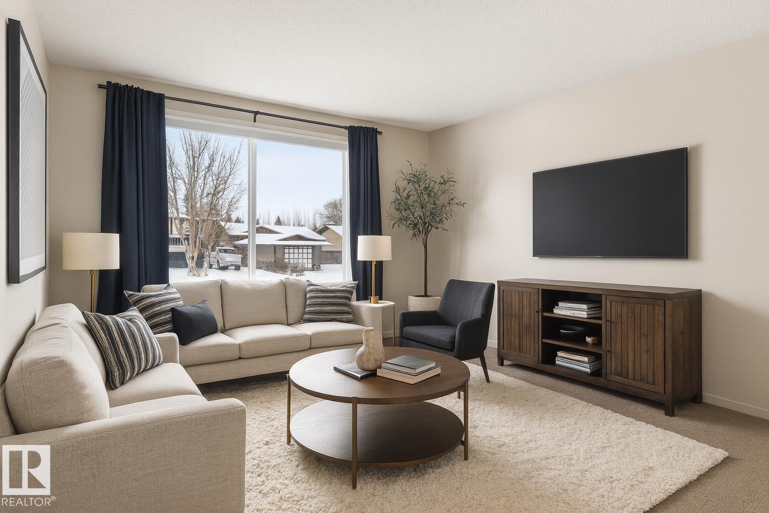 2007 49A ST NW, Edmonton