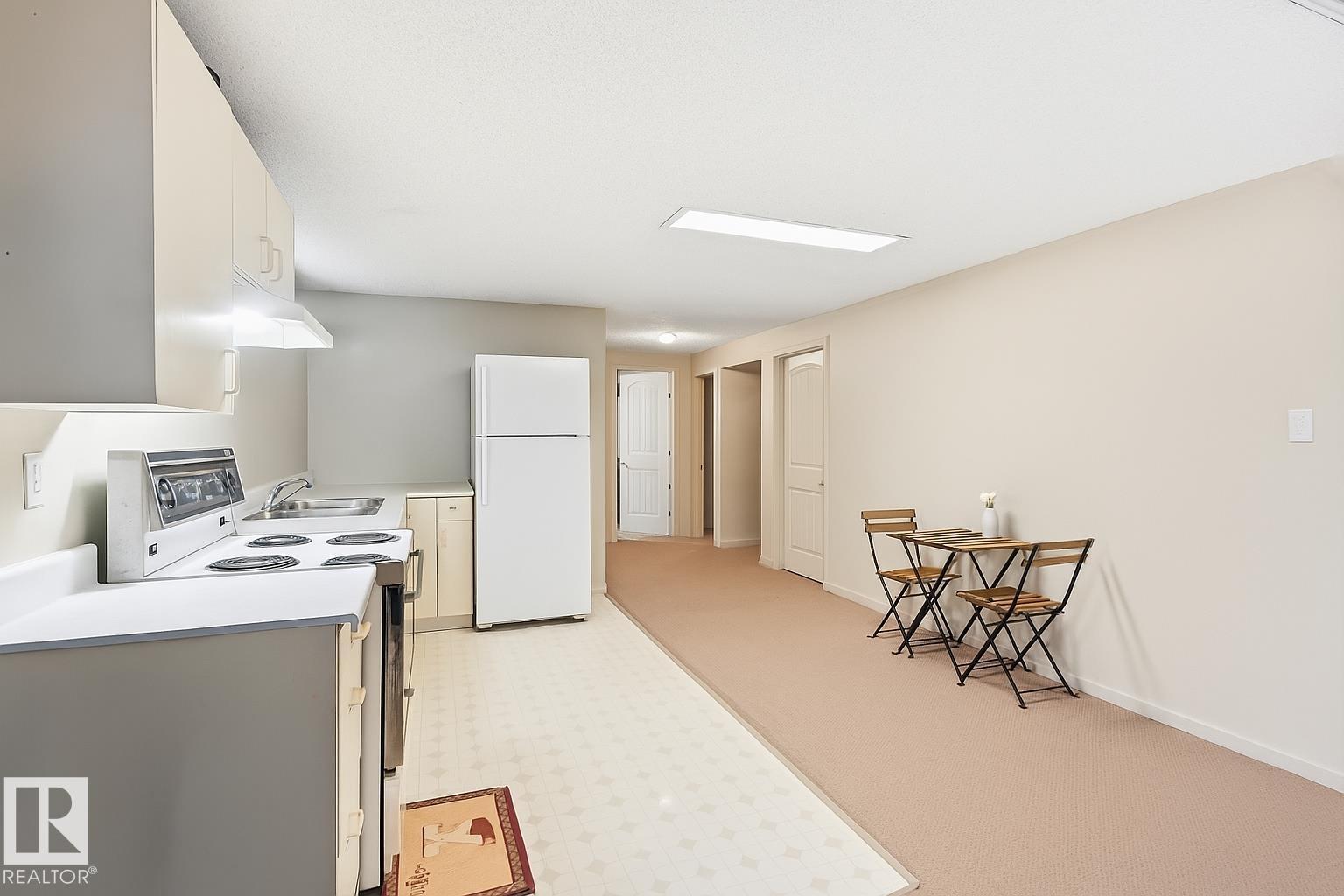 2007 49A ST NW, Edmonton