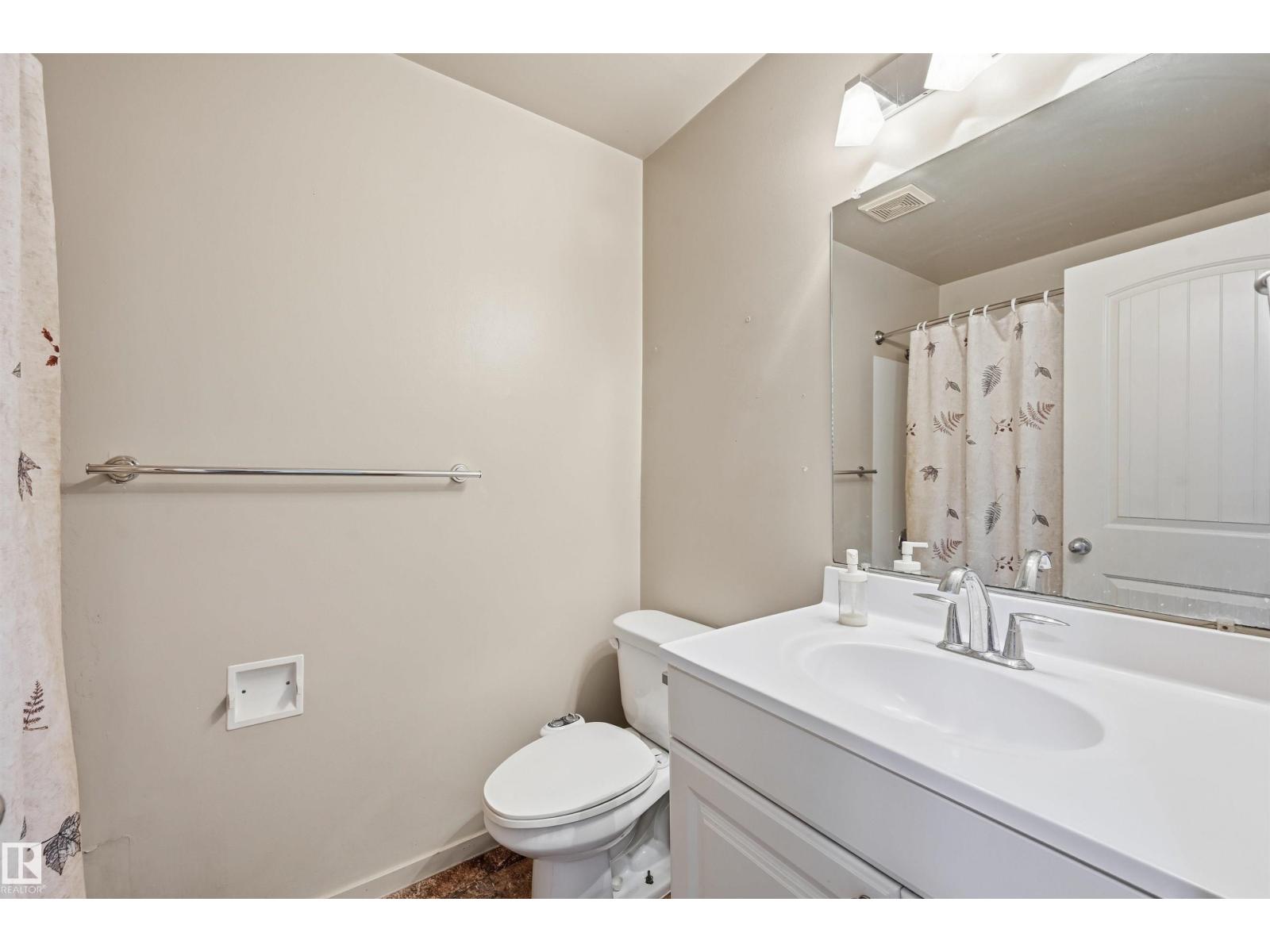 2007 49A ST NW, Edmonton