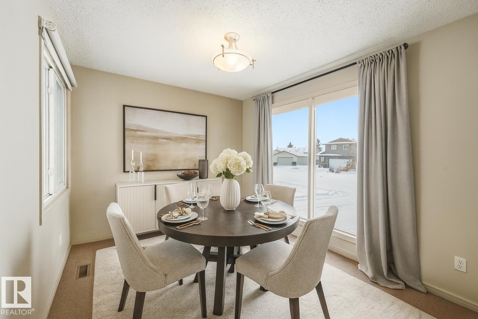 2007 49A ST NW, Edmonton