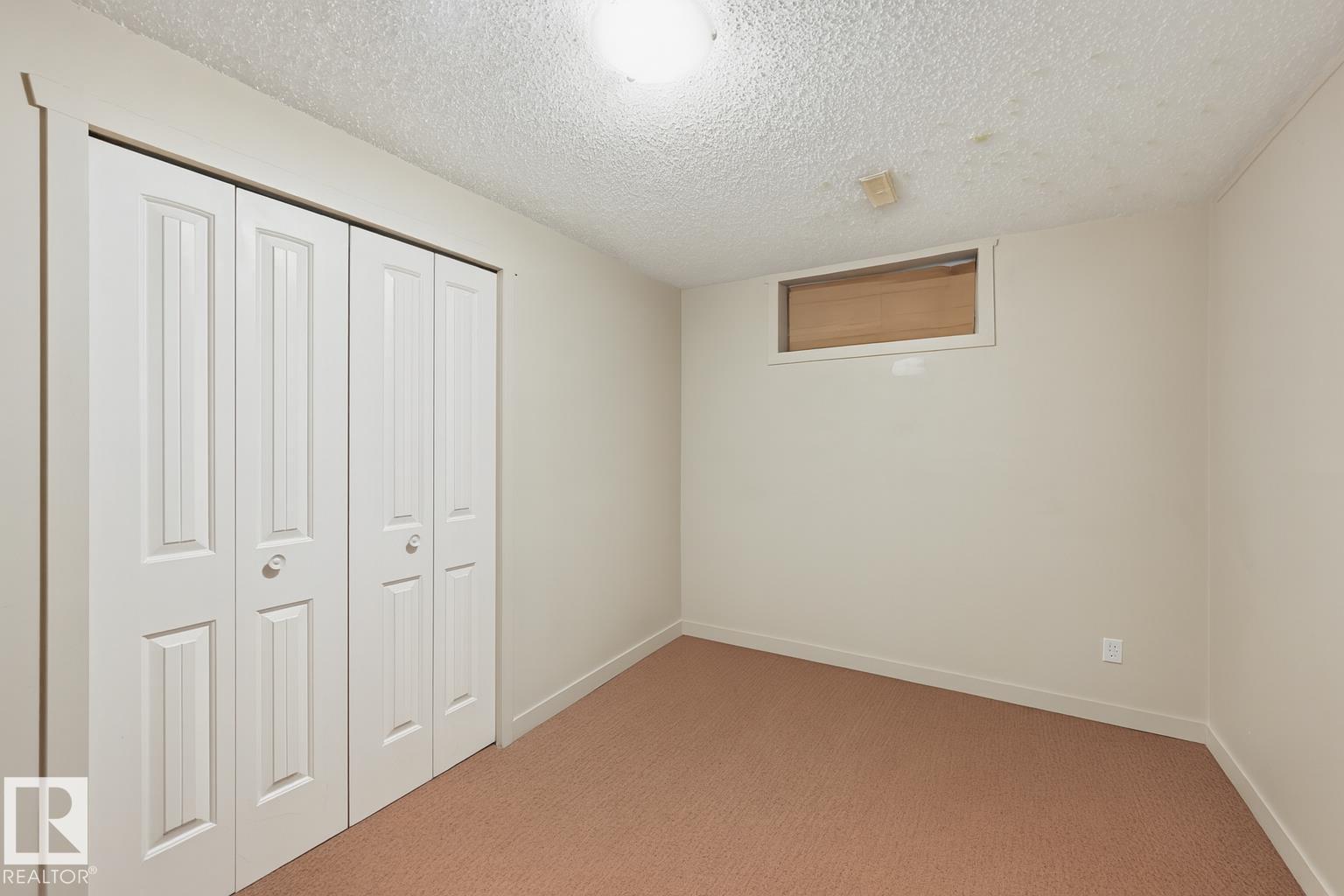 2007 49A ST NW, Edmonton