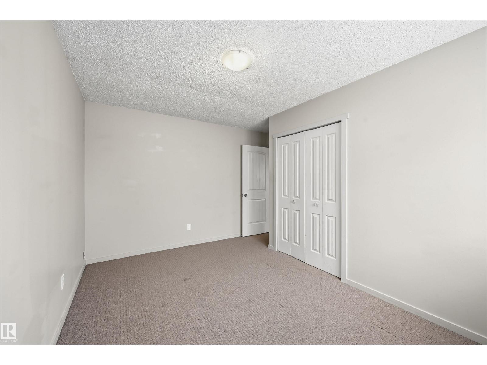 2007 49A ST NW, Edmonton