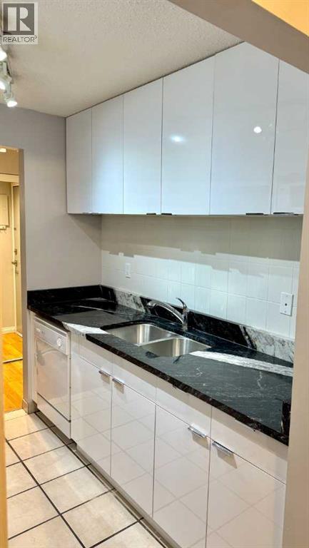 Single Family House for Sale in    Avenue SW Beltline Calgary 