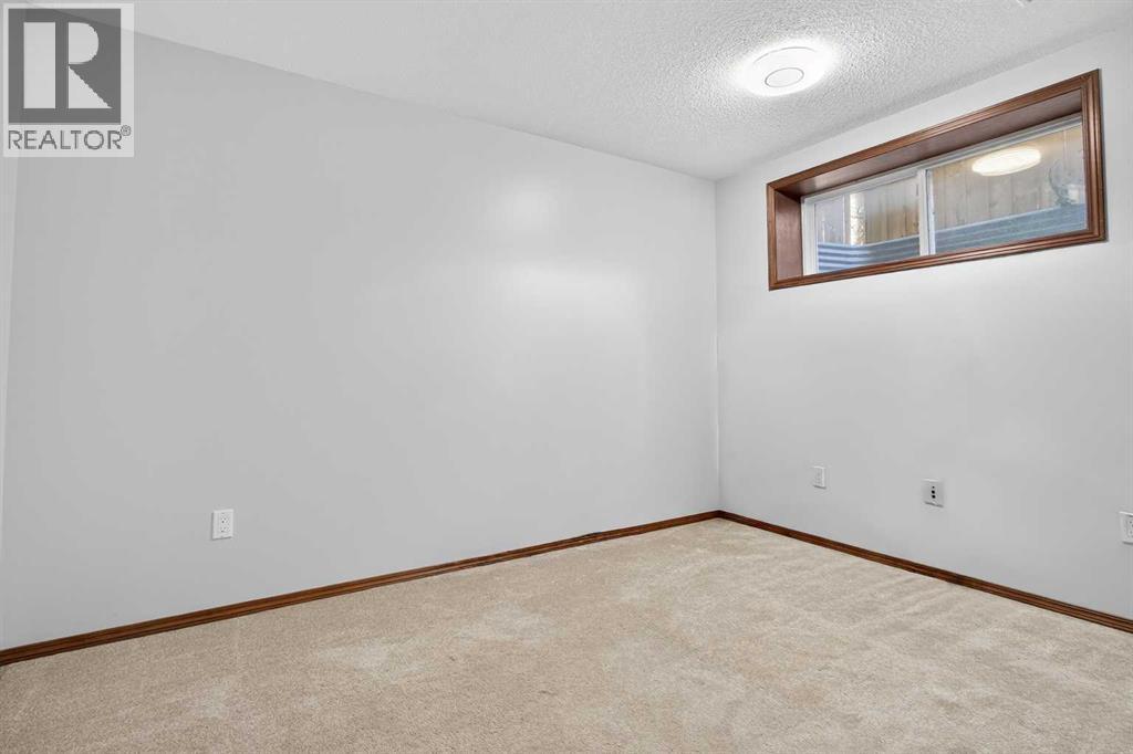 Single Family House for Sale in  Elgin Avenue SE McKenzie Towne Calgary 