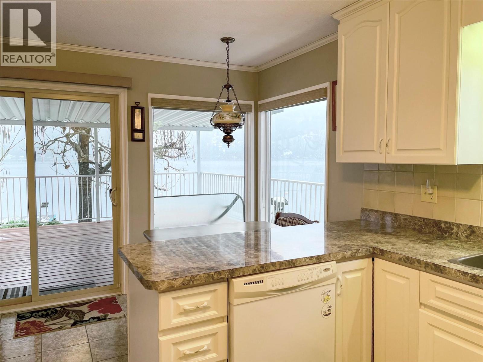 1995 Kelly Court, Christina Lake