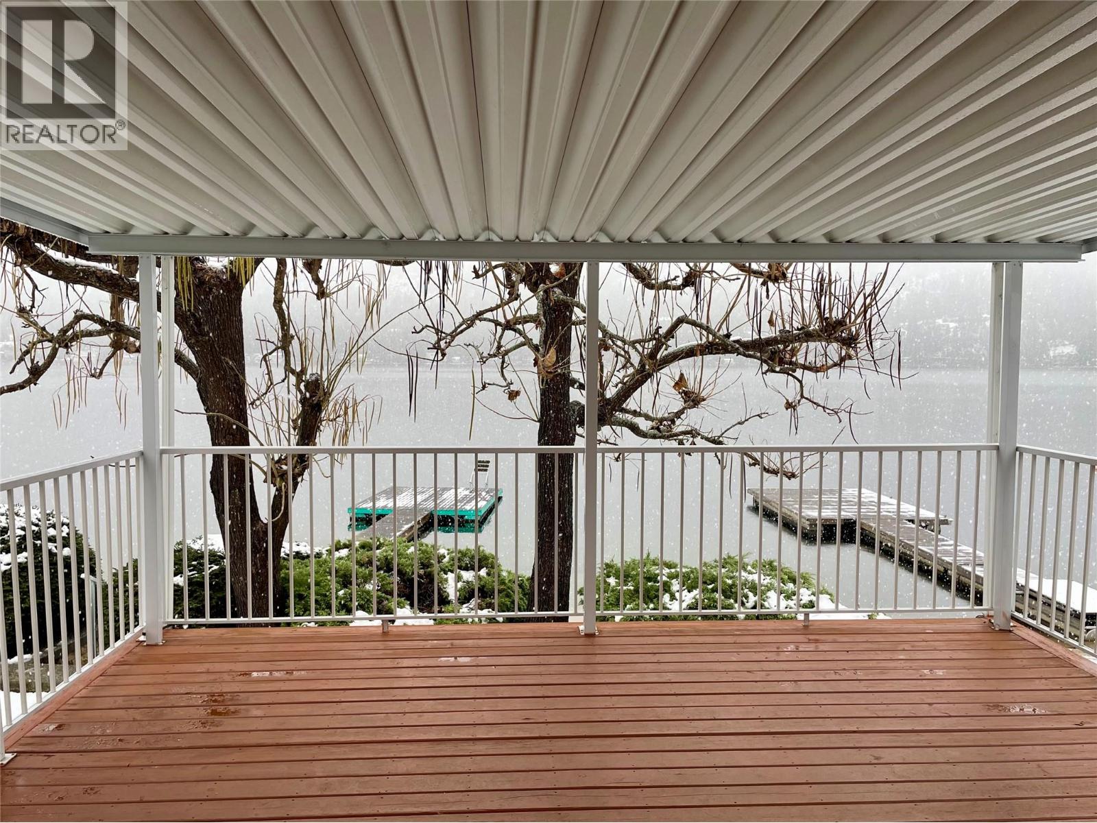 1995 Kelly Court, Christina Lake