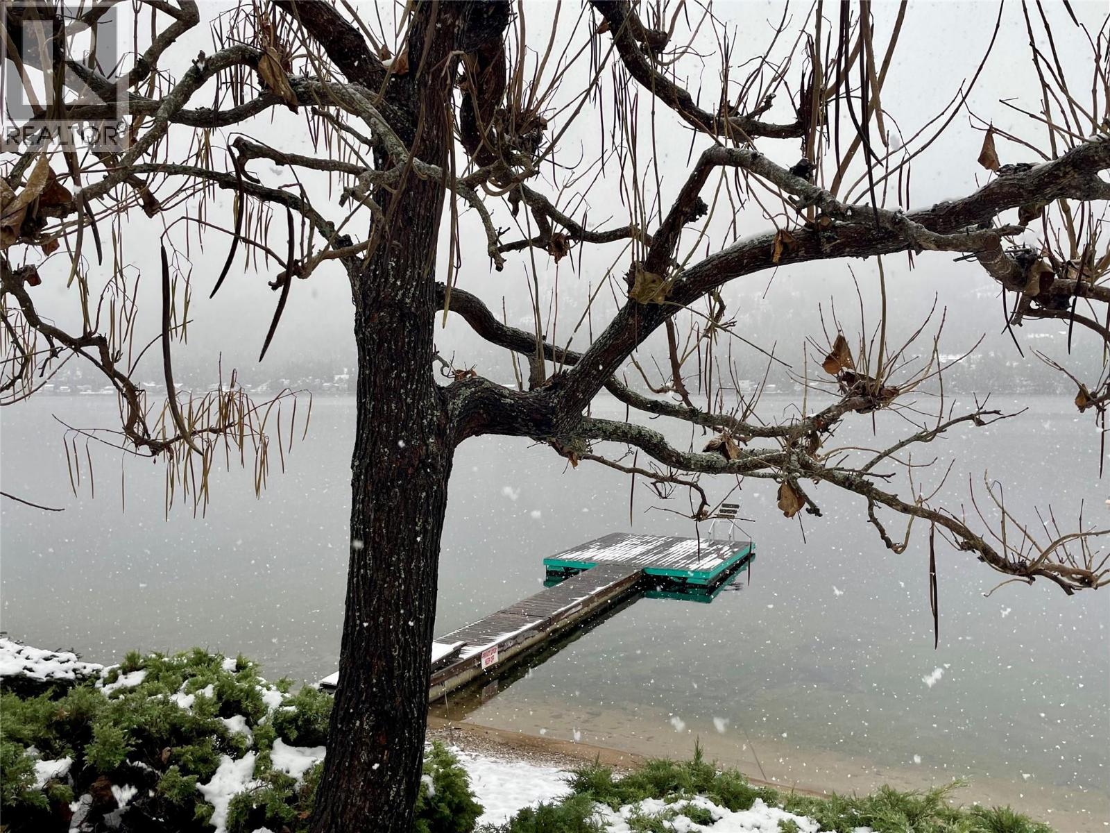 1995 Kelly Court, Christina Lake