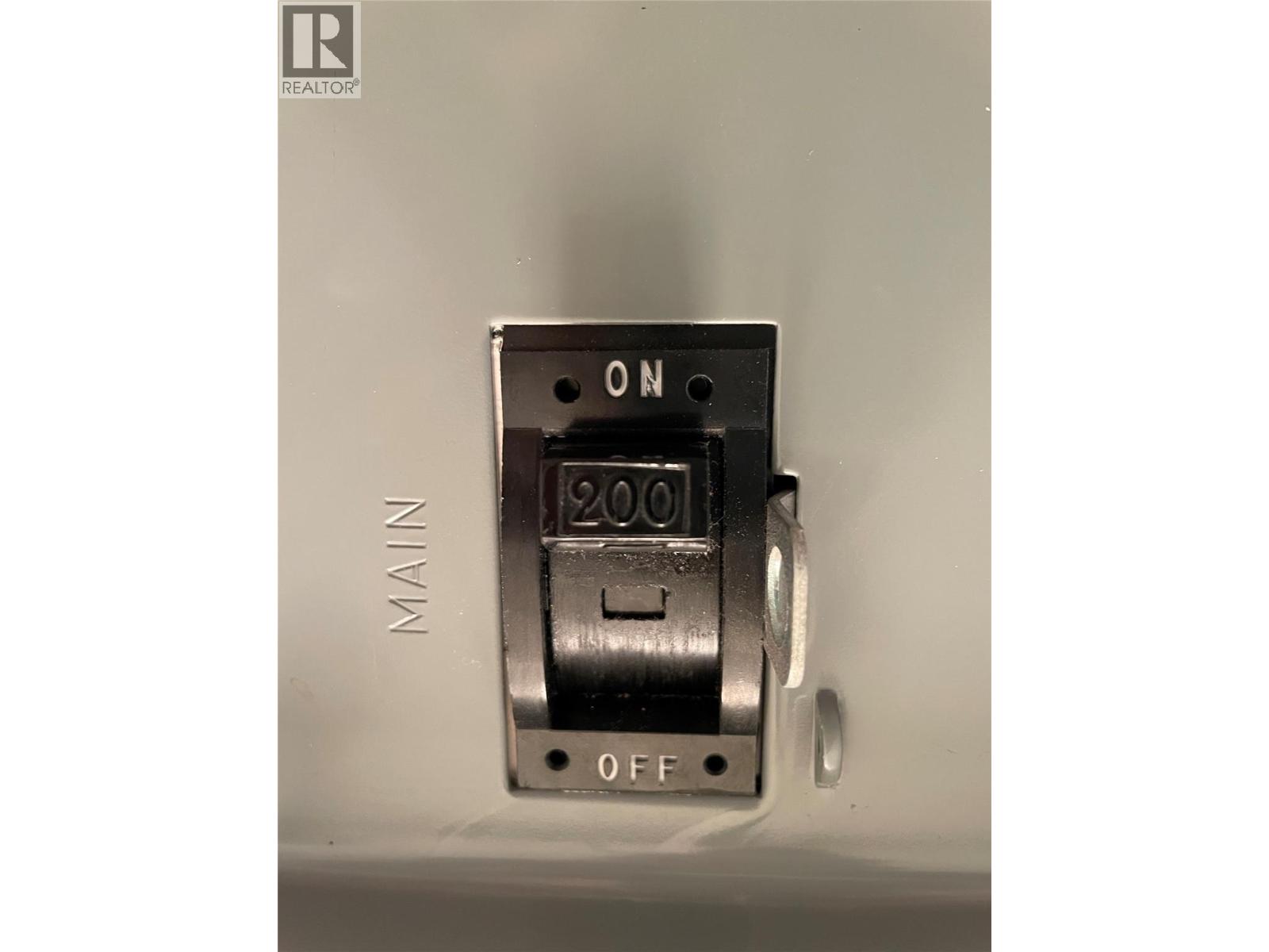 1995 Kelly Court, Christina Lake