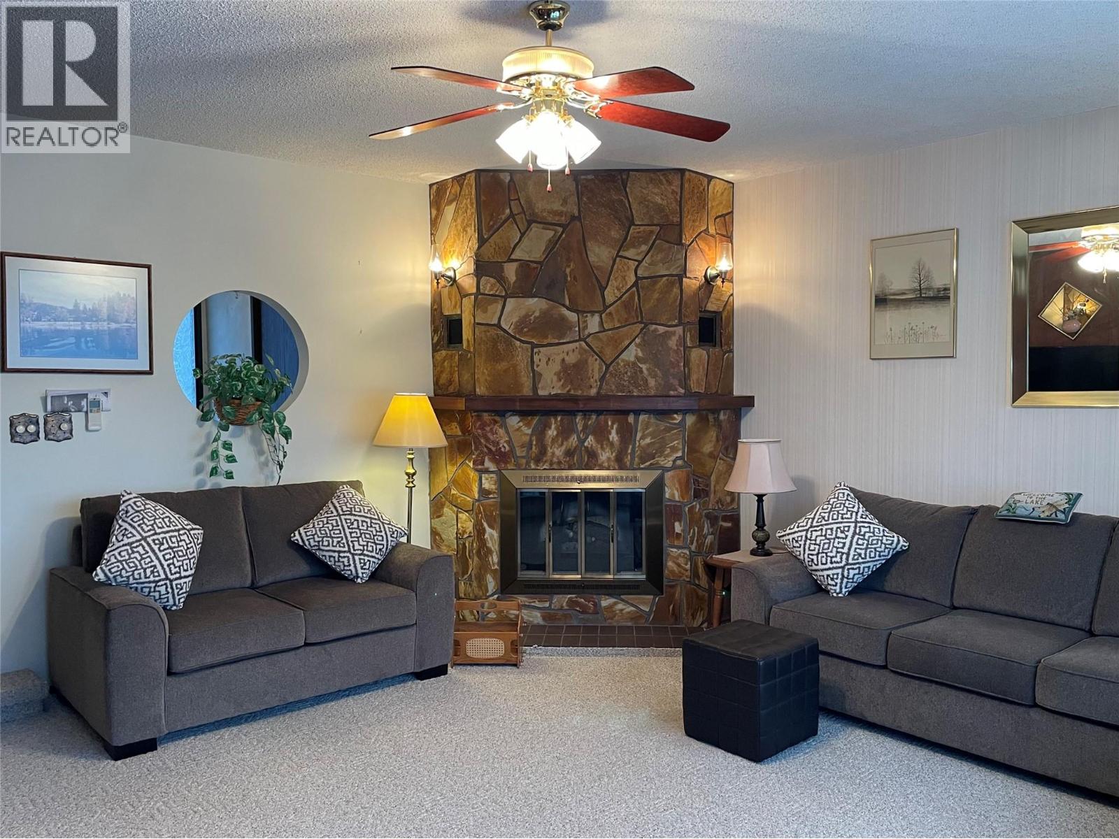 1995 Kelly Court, Christina Lake