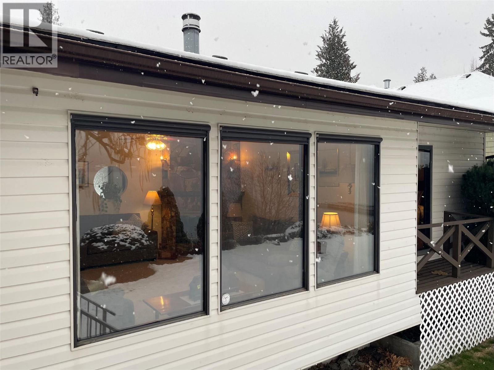 1995 Kelly Court, Christina Lake