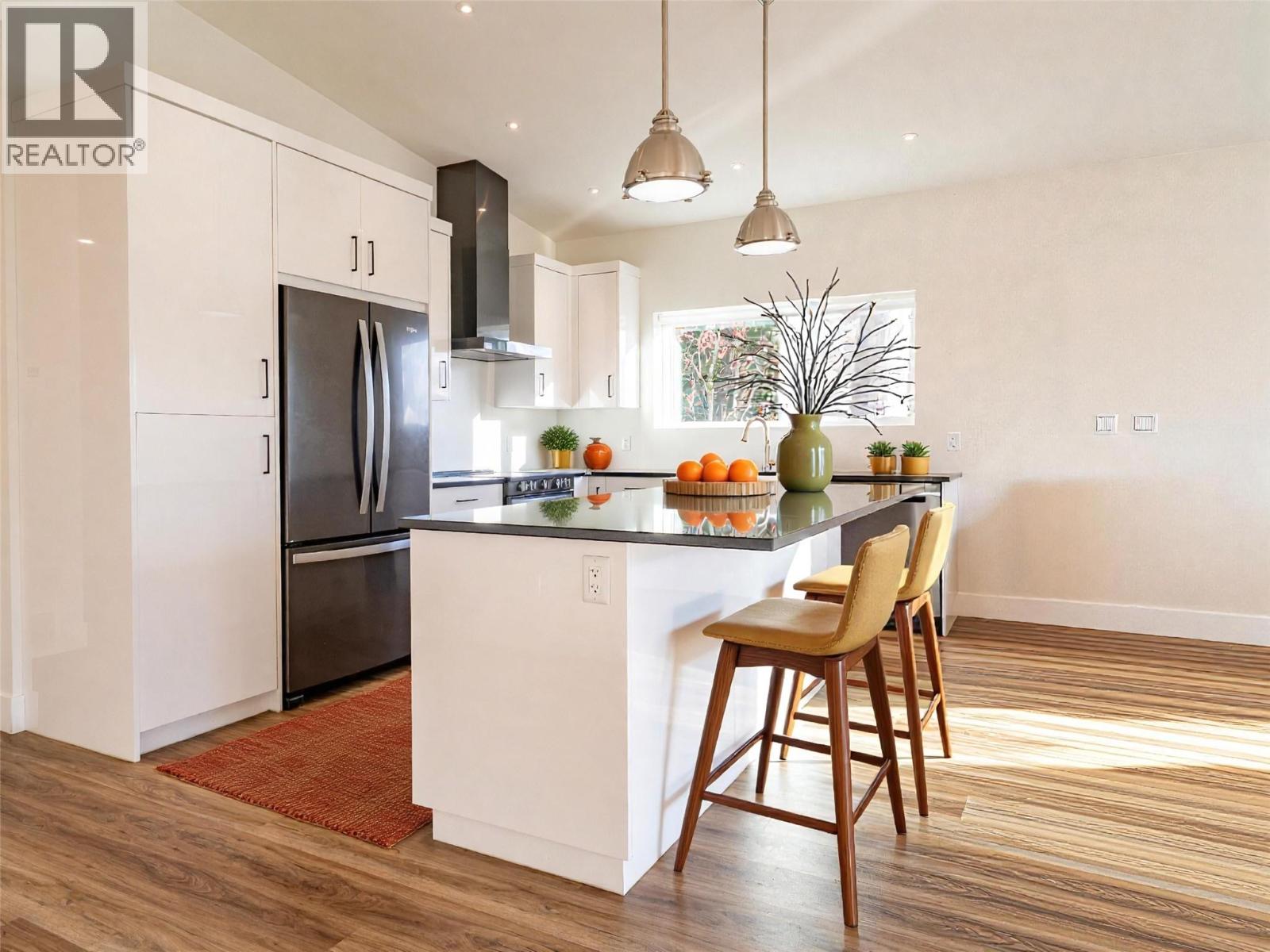 100 Track Street E Unit# B, Revelstoke