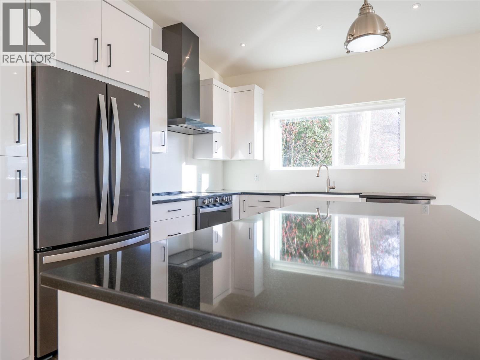 100 Track Street E Unit# B, Revelstoke