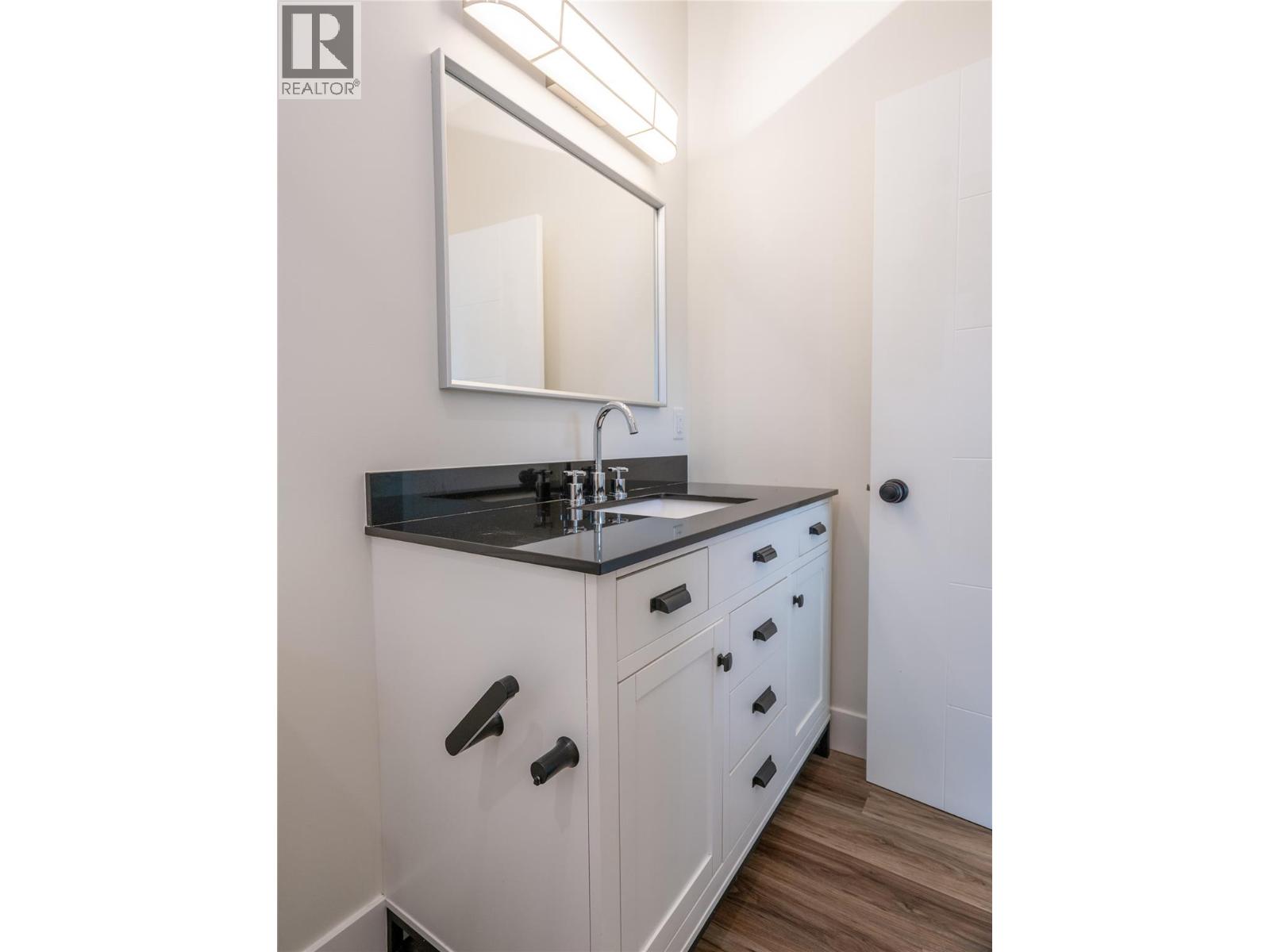 100 Track Street E Unit# B, Revelstoke