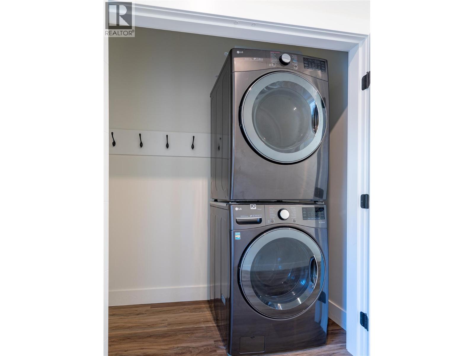 100 Track Street E Unit# B, Revelstoke