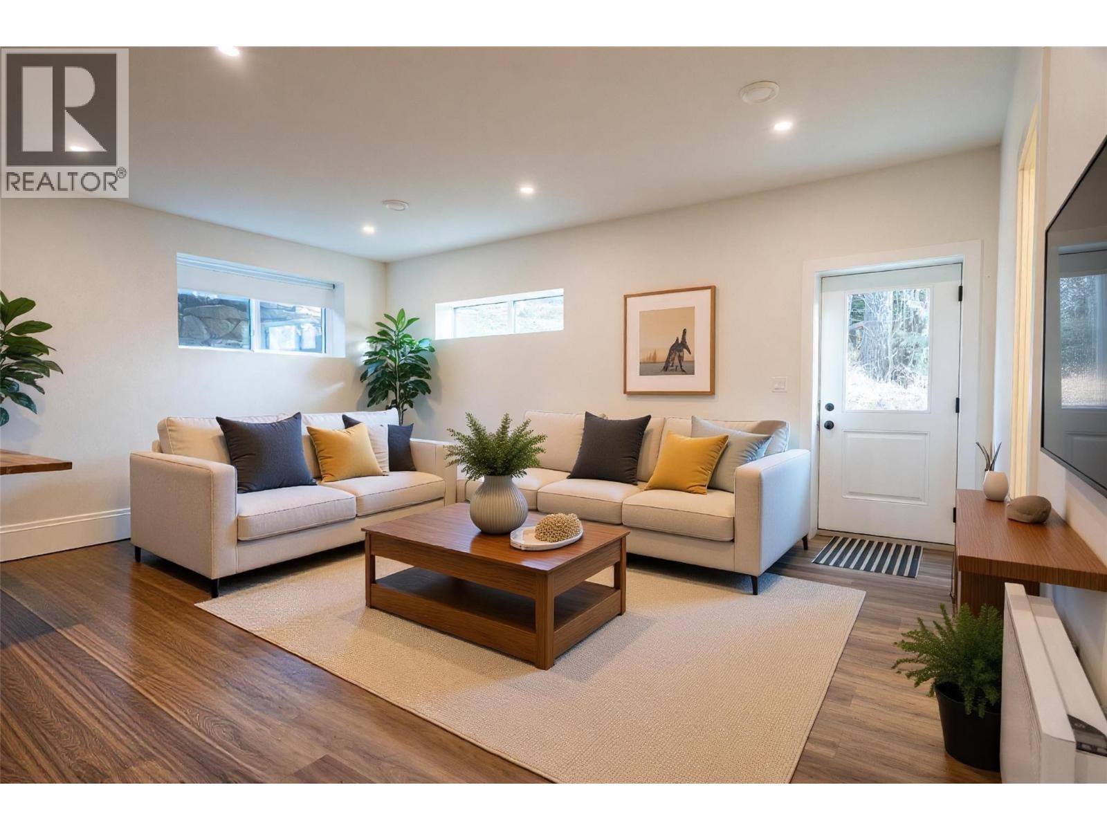 100 Track Street E Unit# B, Revelstoke