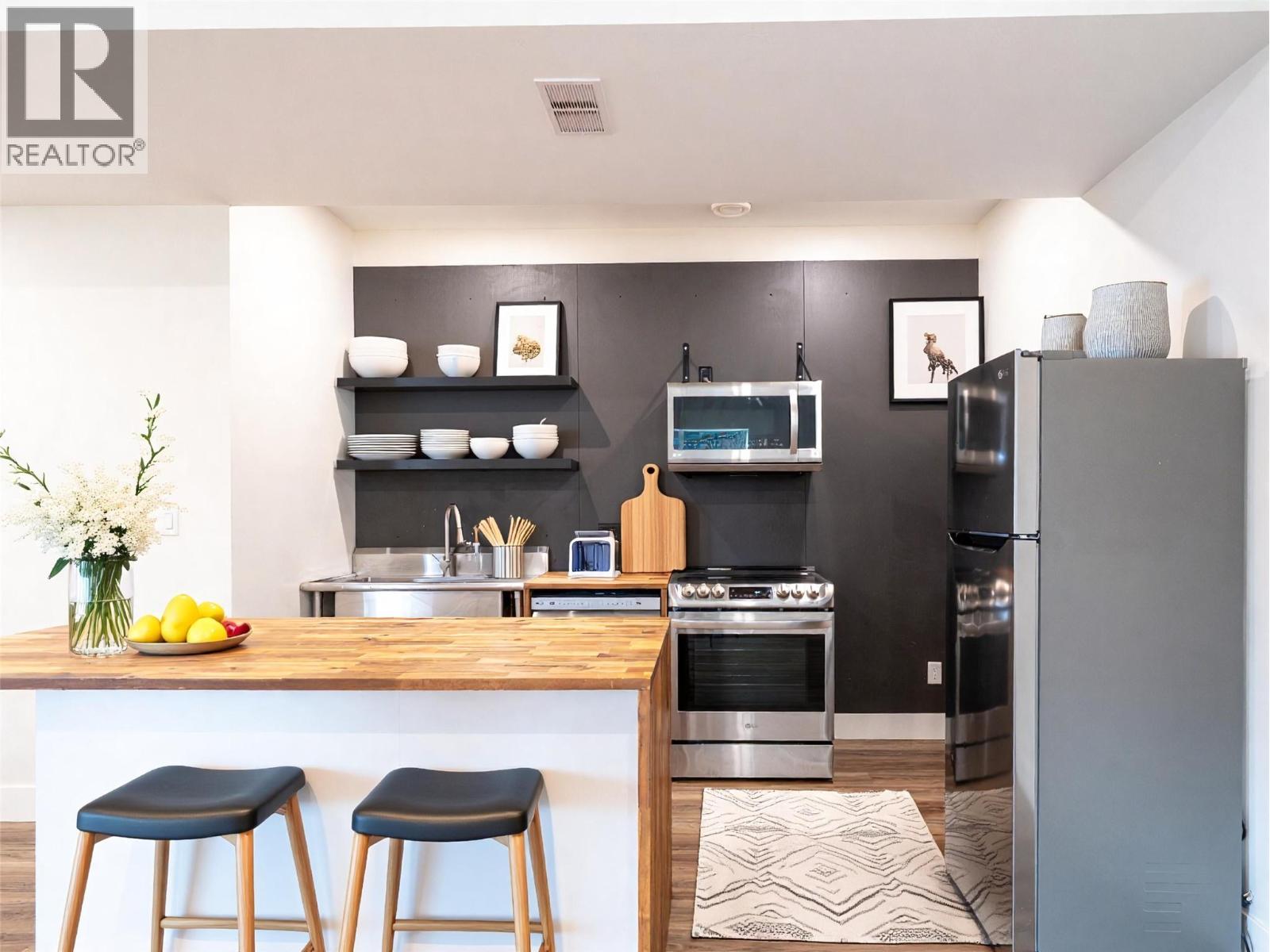 100 Track Street E Unit# B, Revelstoke