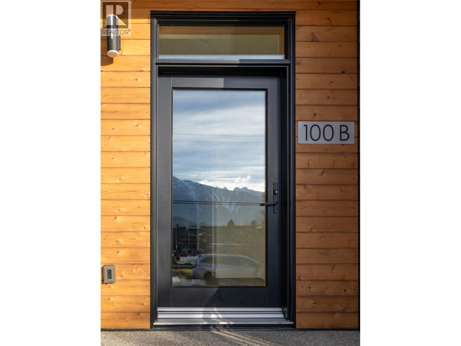 100 Track Street E Unit# B, Revelstoke