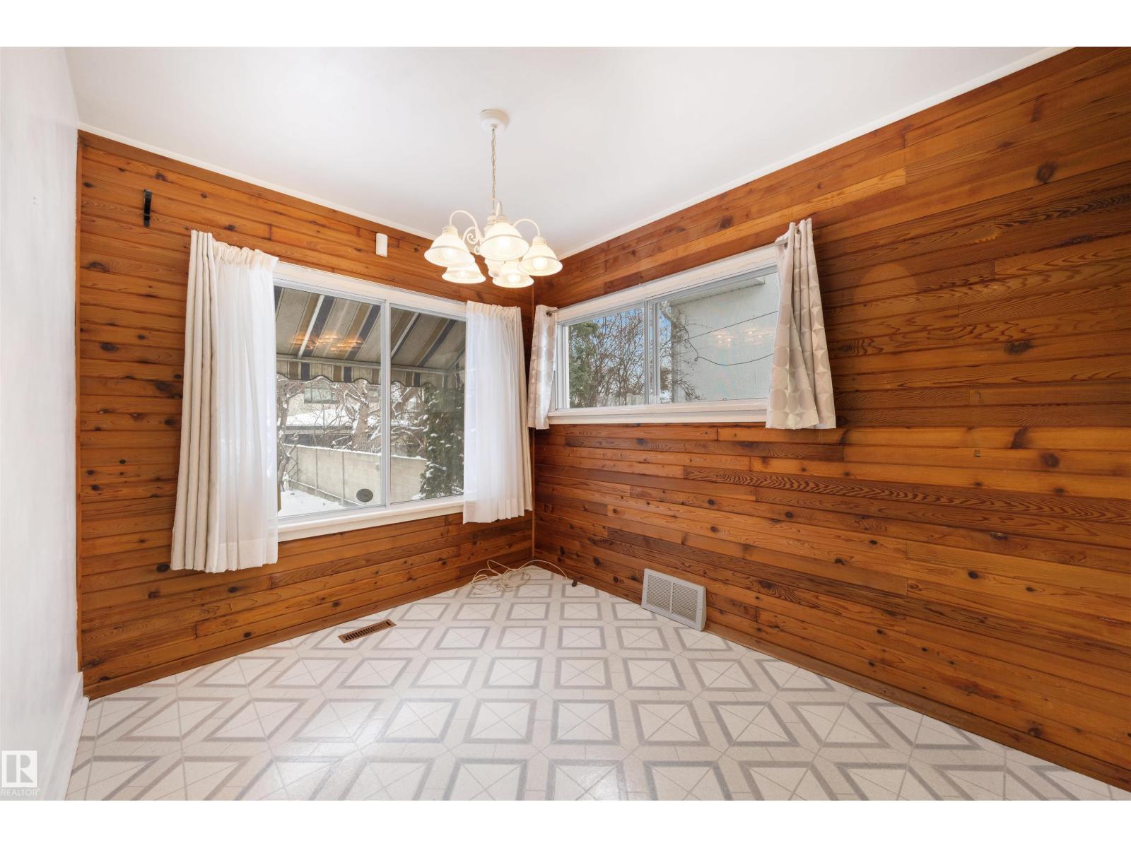 10525 134 ST NW, Edmonton