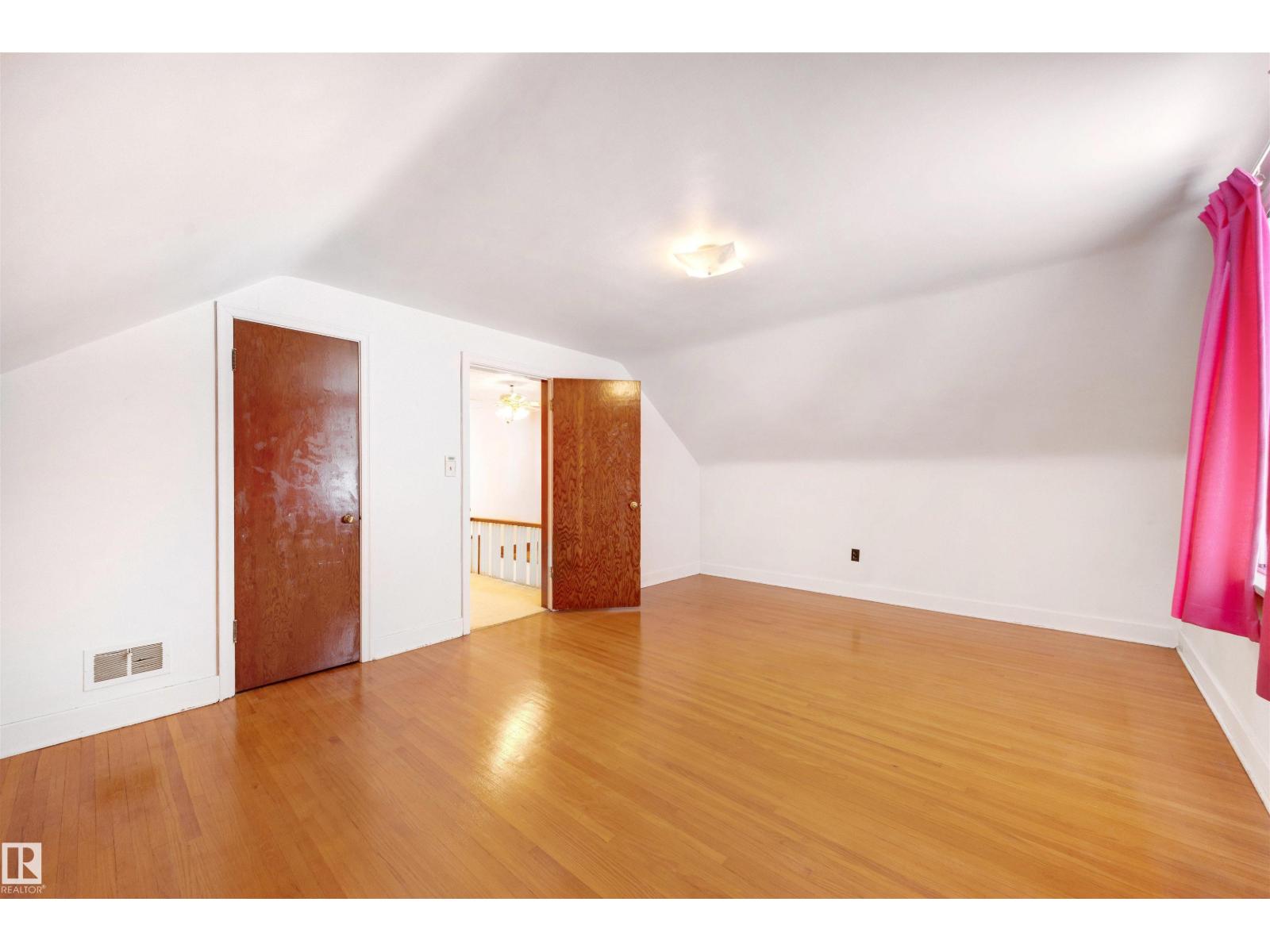 10525 134 ST NW, Edmonton