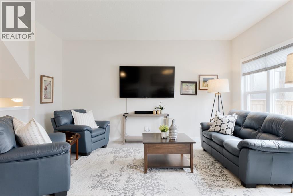 218 Riviera View, Cochrane