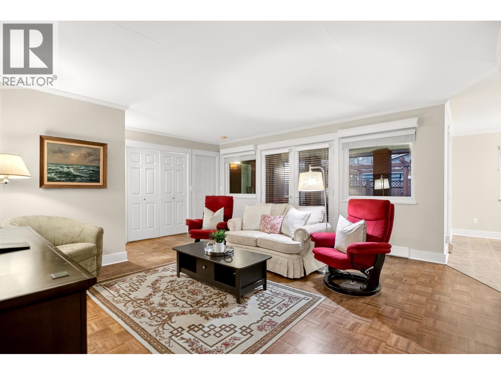 3960 ROBIN PLACE, Port Coquitlam