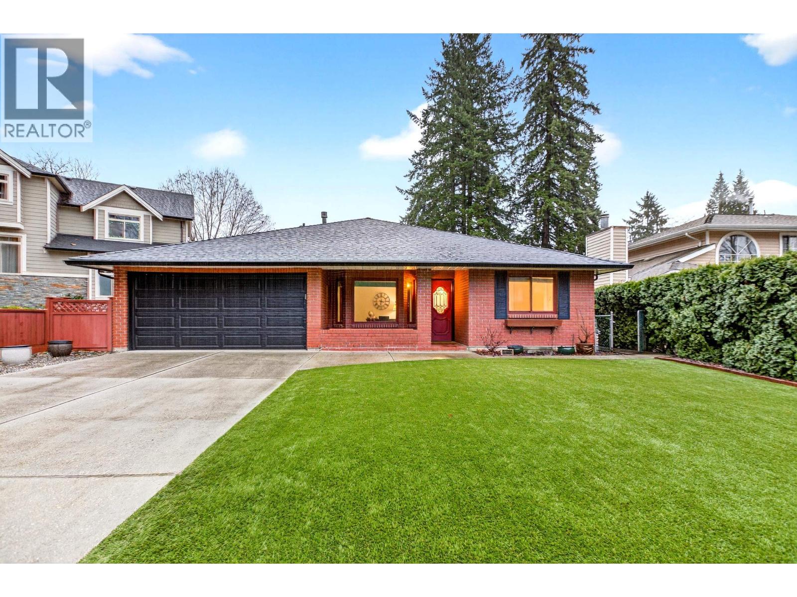 3960 ROBIN PLACE, Port Coquitlam