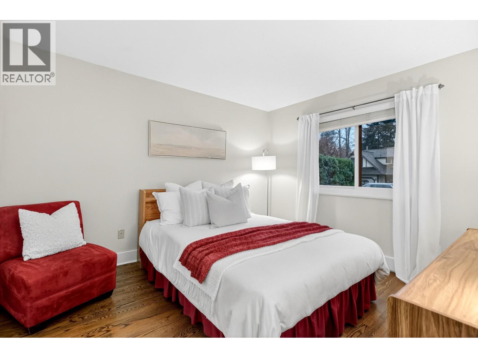 3960 ROBIN PLACE, Port Coquitlam