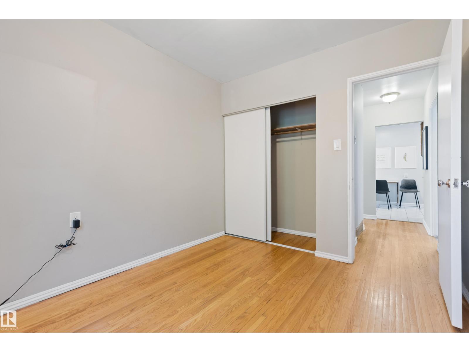 7104 95 AV NW, Edmonton