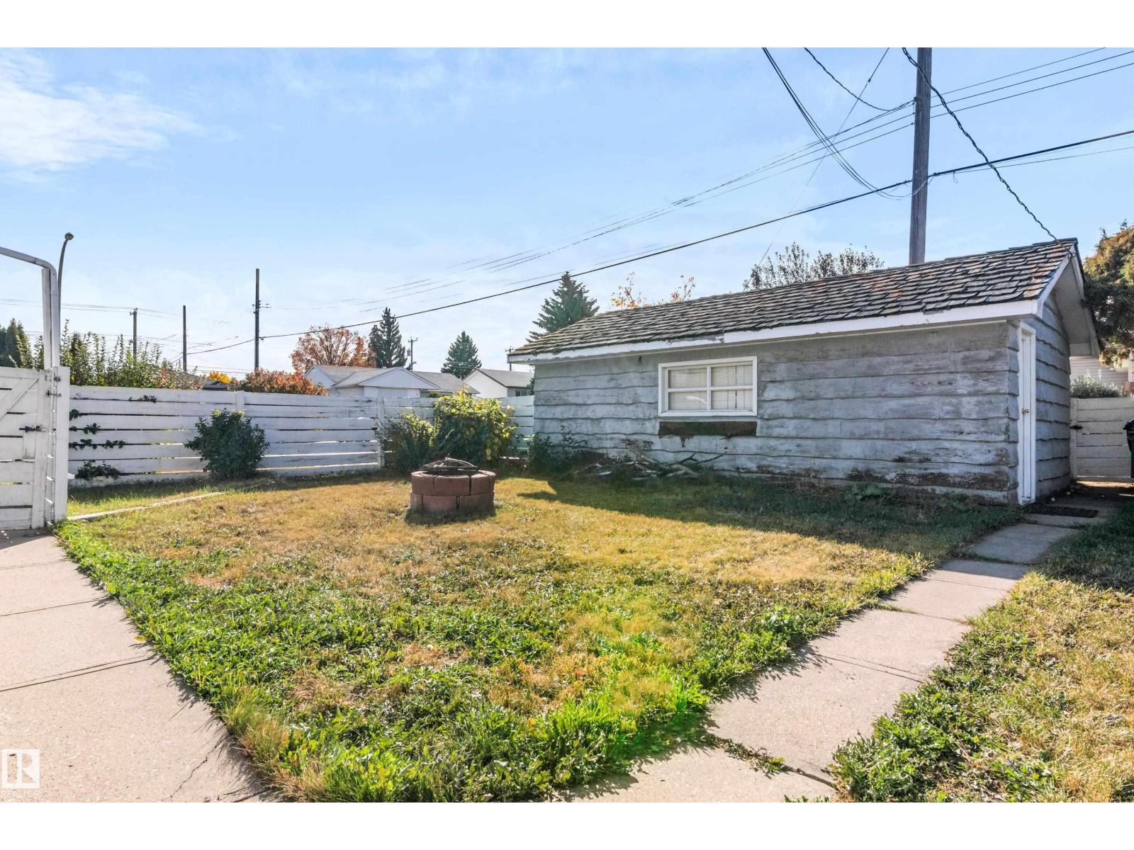 7104 95 AV NW, Edmonton