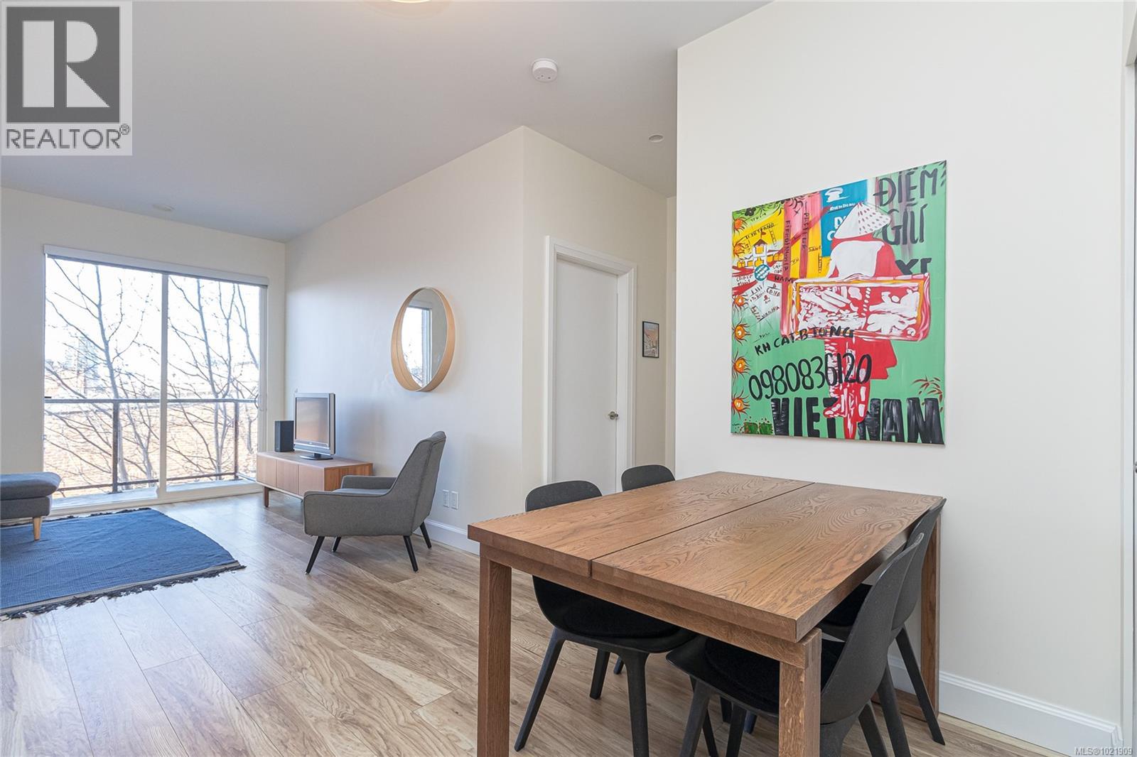 316 595 Pandora Avenue, Victoria