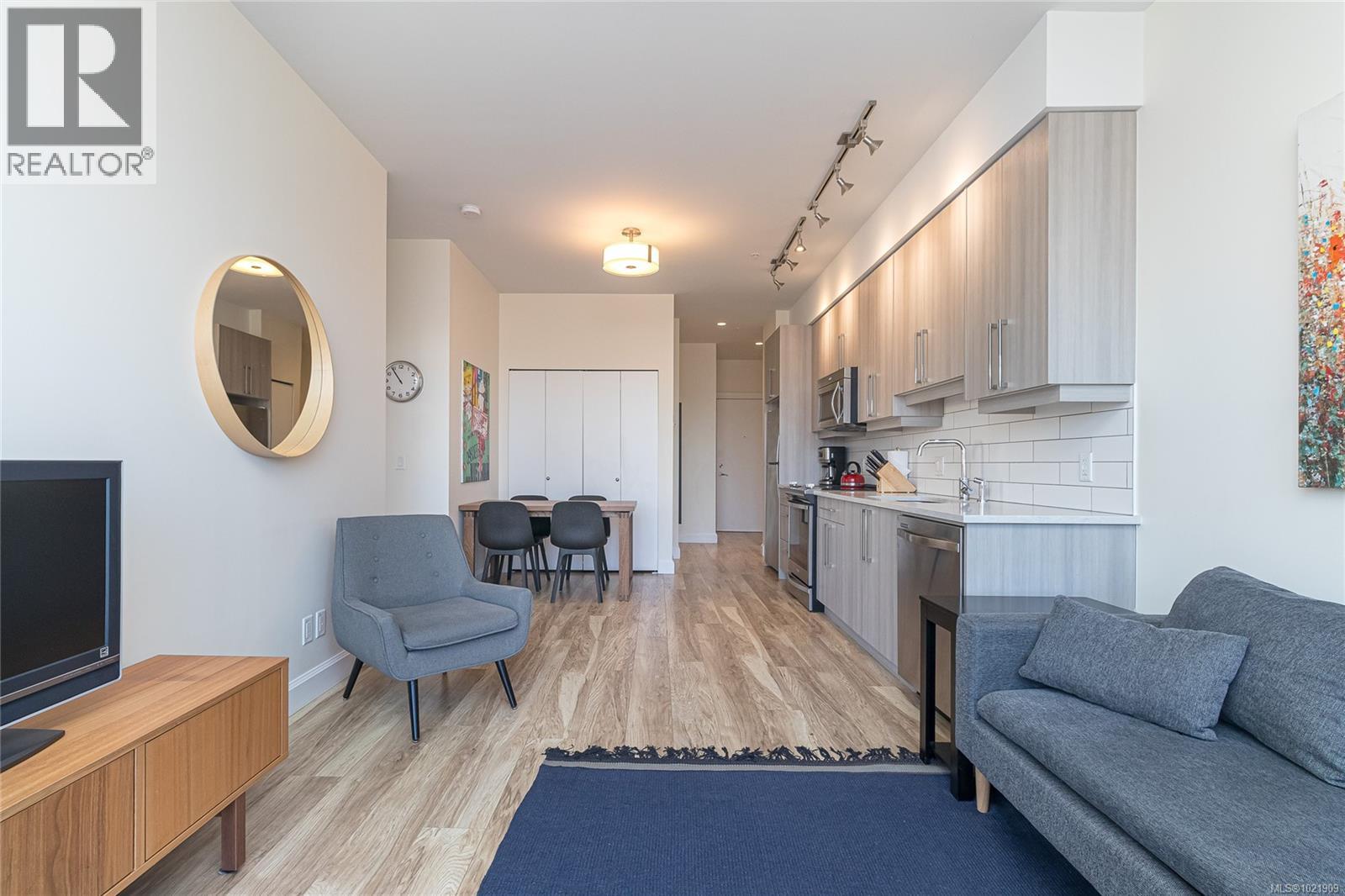 316 595 Pandora Avenue, Victoria