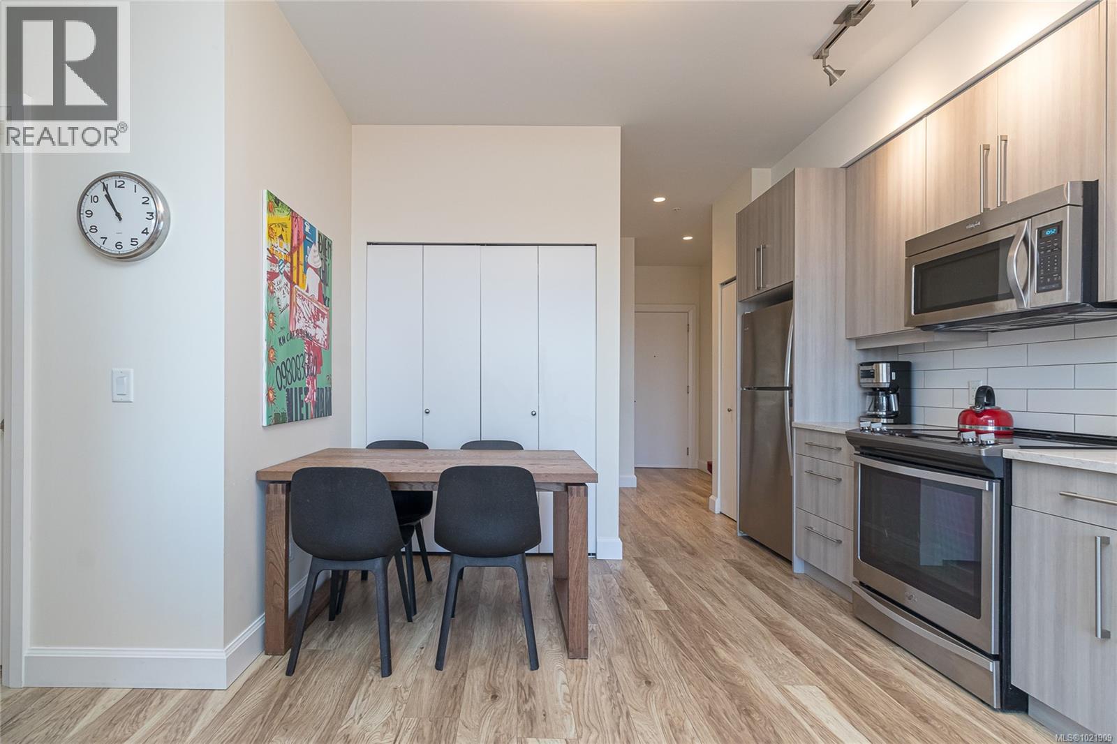 316 595 Pandora Avenue, Victoria